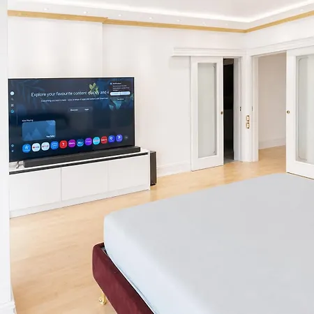Luxury Executive In Blloku *